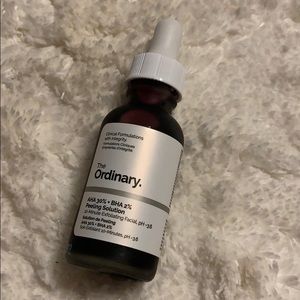 The Ordinary A-HA 30% + BHA 2% Peeling Solution